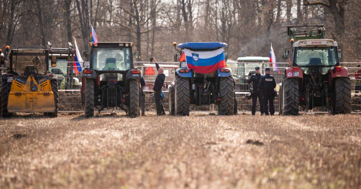 Agricultores em toda a Eslovênia hoje para um protesto de advertência