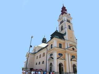 Priprave na novo mašo v Šentvidu nad Ljubljano