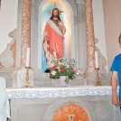 Srečko Rože restavriral kipe v cerkvi Svetega Mihaela